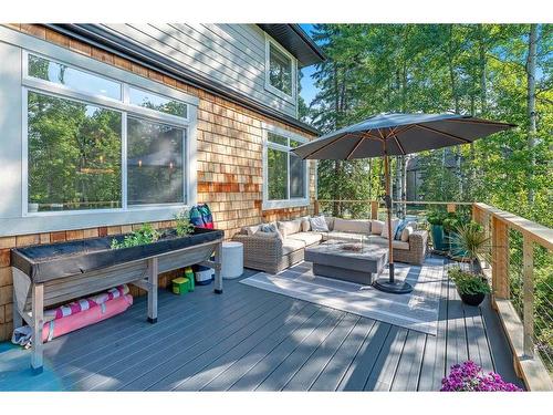501 Hawk'S Nest Lane, Priddis Greens, AB - Outdoor With Deck Patio Veranda With Exterior