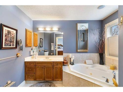 123 Chapala Crescent Se, Calgary, AB - Indoor Photo Showing Bathroom