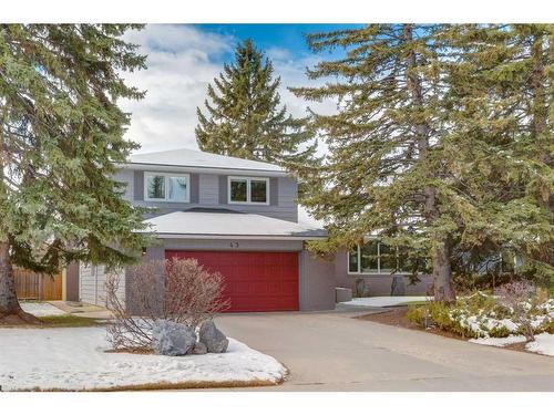 43 Bay View Drive Sw, Calgary, AB - Outdoor