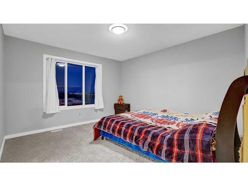 177 Savanna Passage Ne, Calgary, AB - Indoor Photo Showing Bedroom