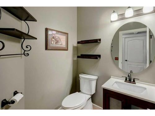 5 Bow Ridge Lane, Cochrane, AB - Indoor Photo Showing Bathroom