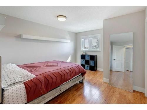 5 Bow Ridge Lane, Cochrane, AB - Indoor Photo Showing Bedroom