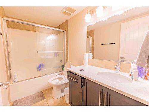 325 Saddlemont Boulevard Ne, Calgary, AB - Indoor Photo Showing Bathroom