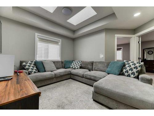 165 Ranch Rise, Strathmore, AB - Indoor Photo Showing Living Room