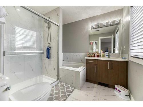 165 Ranch Rise, Strathmore, AB - Indoor Photo Showing Bathroom