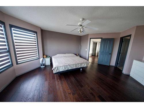10397 Hamptons Boulevard Nw, Calgary, AB - Indoor Photo Showing Bedroom