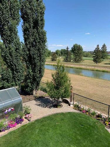 1137 Hillcrest Manor Estates, Strathmore, AB - Outdoor