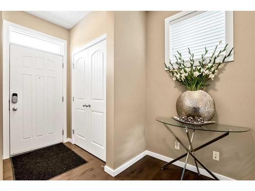 284 Marquis Heights Se, Calgary, AB - Indoor Photo Showing Other Room