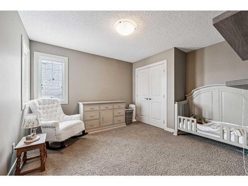 41 Elgin Estates View Se, Calgary, AB - Indoor Photo Showing Bedroom