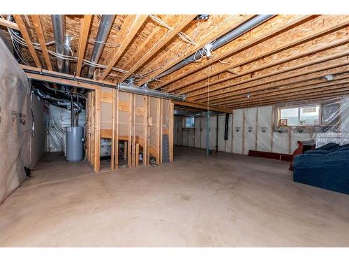 158 Evanscove Circle Nw, Calgary, AB - Indoor Photo Showing Basement