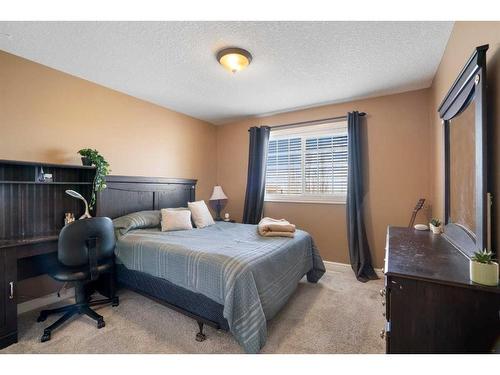 143 Arbour Stone Rise Nw, Calgary, AB - Indoor Photo Showing Bedroom