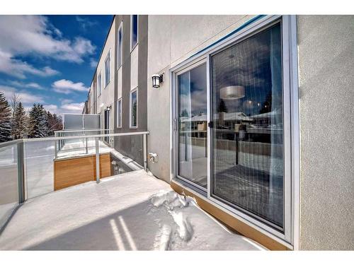 408 Shawnee Square Sw, Calgary, AB - Outdoor With Exterior