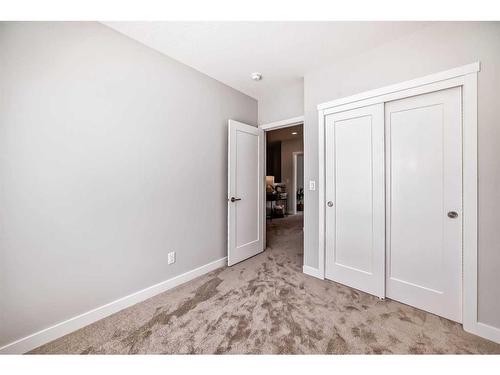 408 Shawnee Square Sw, Calgary, AB - Indoor Photo Showing Other Room