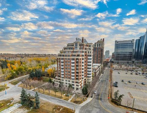 303-690 Princeton Way Sw, Calgary, AB - Outdoor With View