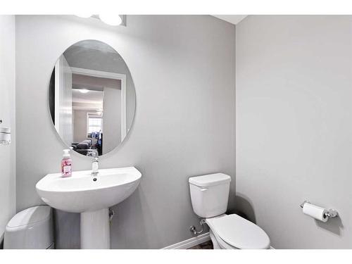 59 Cityscape Row Ne, Calgary, AB - Indoor Photo Showing Bathroom