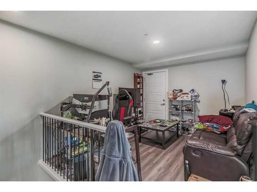 302-1734 11 Avenue Sw, Calgary, AB - Indoor Photo Showing Other Room