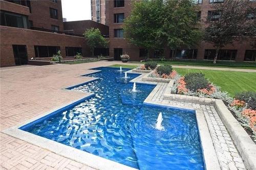 602A-500 Eau Claire Avenue Sw, Calgary, AB - Outdoor With In Ground Pool