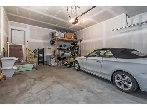 52 Walcrest View Se, Calgary, AB - Indoor Photo Showing Garage