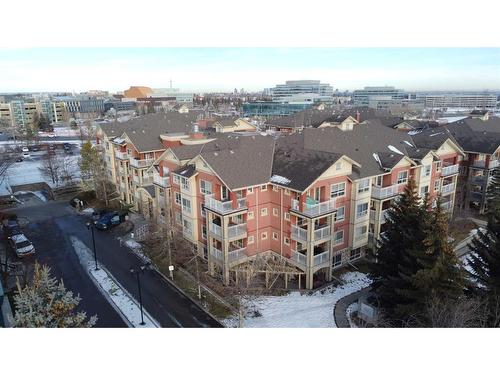340-22 Richard Place Sw, Calgary, AB - Outdoor