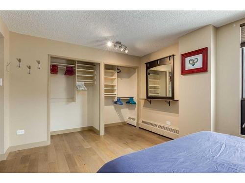 540-1304 15 Avenue Sw, Calgary, AB - Indoor Photo Showing Bedroom