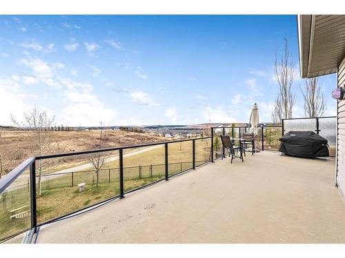 137 Heritage Hill, Cochrane, AB - Outdoor