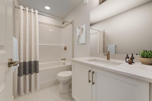 53 Royston Terrace Nw, Calgary, AB - Indoor Photo Showing Bathroom