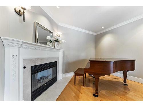 3017 3 Street Sw, Calgary, AB - Indoor With Fireplace