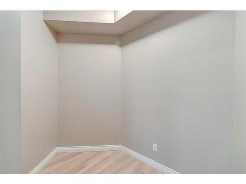 202-138 18 Avenue Se, Calgary, AB - Indoor Photo Showing Other Room