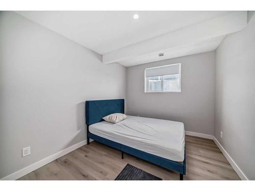252 Nolanhurst Crescent Nw, Calgary, AB - Indoor Photo Showing Bedroom