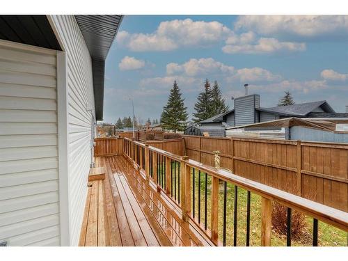 1443 Mccrimmon Drive, Carstairs, AB - Outdoor With Exterior