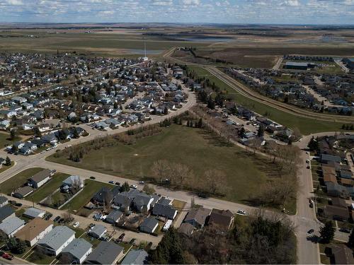 346 Parkview Estates, Strathmore, AB 