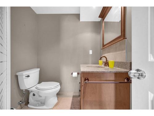 259 Taracove Place Ne, Calgary, AB - Indoor Photo Showing Bathroom