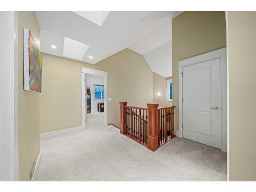 2915 14 Avenue Nw, Calgary, AB - Indoor Photo Showing Other Room