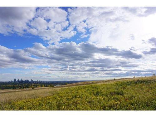 388 Hendon Drive Nw, Calgary, AB - Outdoor With View