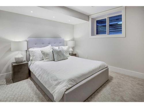 16 Calandar Road Nw, Calgary, AB - Indoor Photo Showing Bedroom