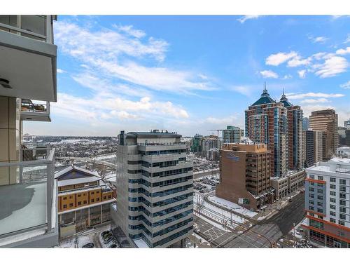 1707-1025 5 Avenue Sw, Calgary, AB - Outdoor With Balcony With View