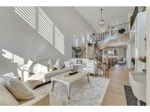 307 Stonemere Bay, Chestermere, AB - Indoor Photo Showing Living Room