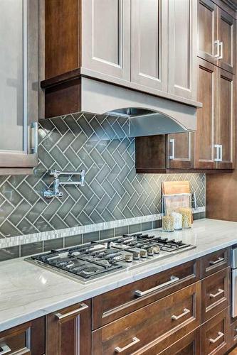 183 Auburn Sound Manor Se, Calgary, AB - Indoor Photo Showing Kitchen With Upgraded Kitchen