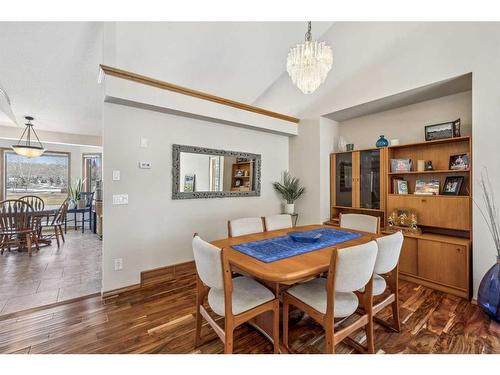 83 Riverview Circle, Cochrane, AB - Indoor Photo Showing Dining Room