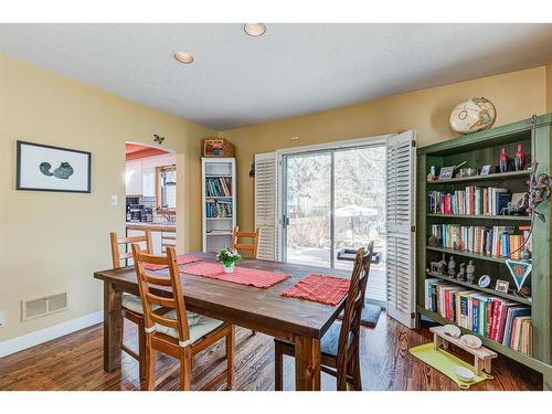 1328 7A Street Nw, Calgary, AB - Indoor Photo Showing Dining Room