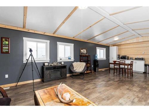 31138 Highway 791, Rural Mountain View County, AB - Indoor