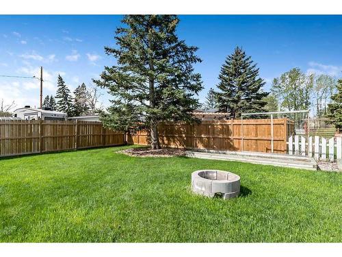 77 2 Street Se, High River, AB - Outdoor