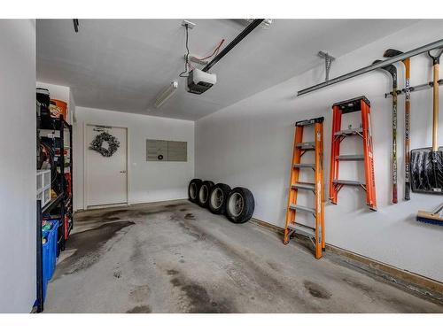 237 Covecreek Circle Ne, Calgary, AB - Indoor Photo Showing Garage
