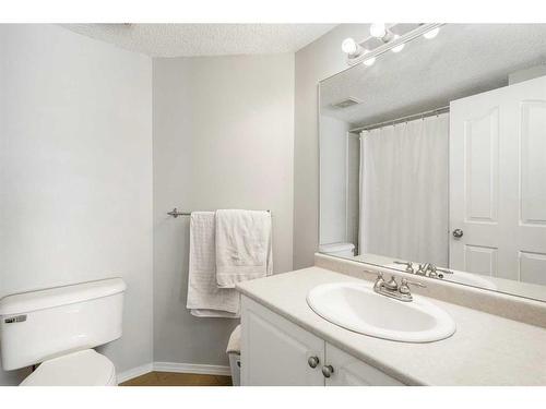 3314-1620 70 Street Se, Calgary, AB - Indoor Photo Showing Bathroom