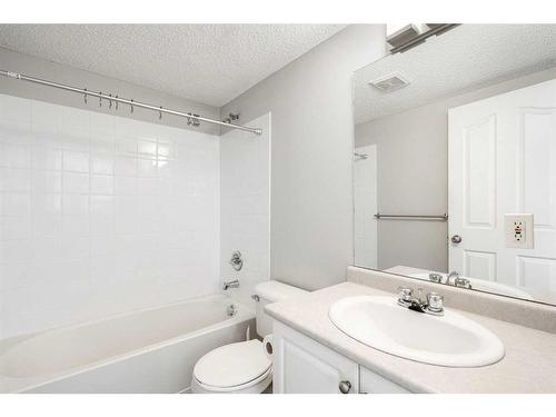 3314-1620 70 Street Se, Calgary, AB - Indoor Photo Showing Bathroom