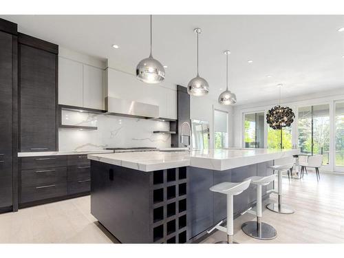 125 Aspen Ridge Heights Sw, Calgary, AB - Indoor Photo Showing Kitchen With Upgraded Kitchen
