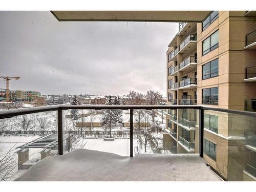 520-38 9 Street Ne, Calgary, AB - Outdoor With Balcony With Exterior