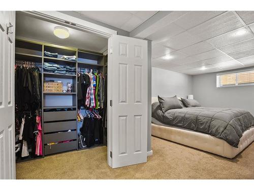 47 Harley Road Sw, Calgary, AB - Indoor Photo Showing Bedroom