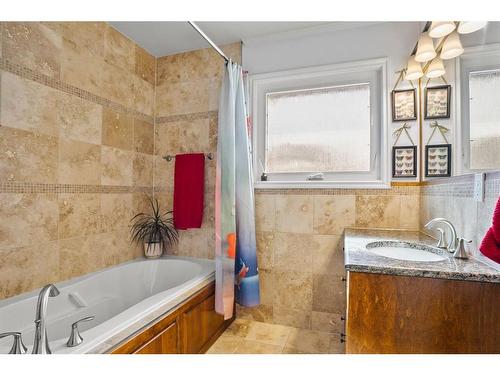 47 Harley Road Sw, Calgary, AB - Indoor Photo Showing Bathroom