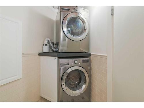 504-535 10 Avenue Sw, Calgary, AB - Indoor Photo Showing Laundry Room